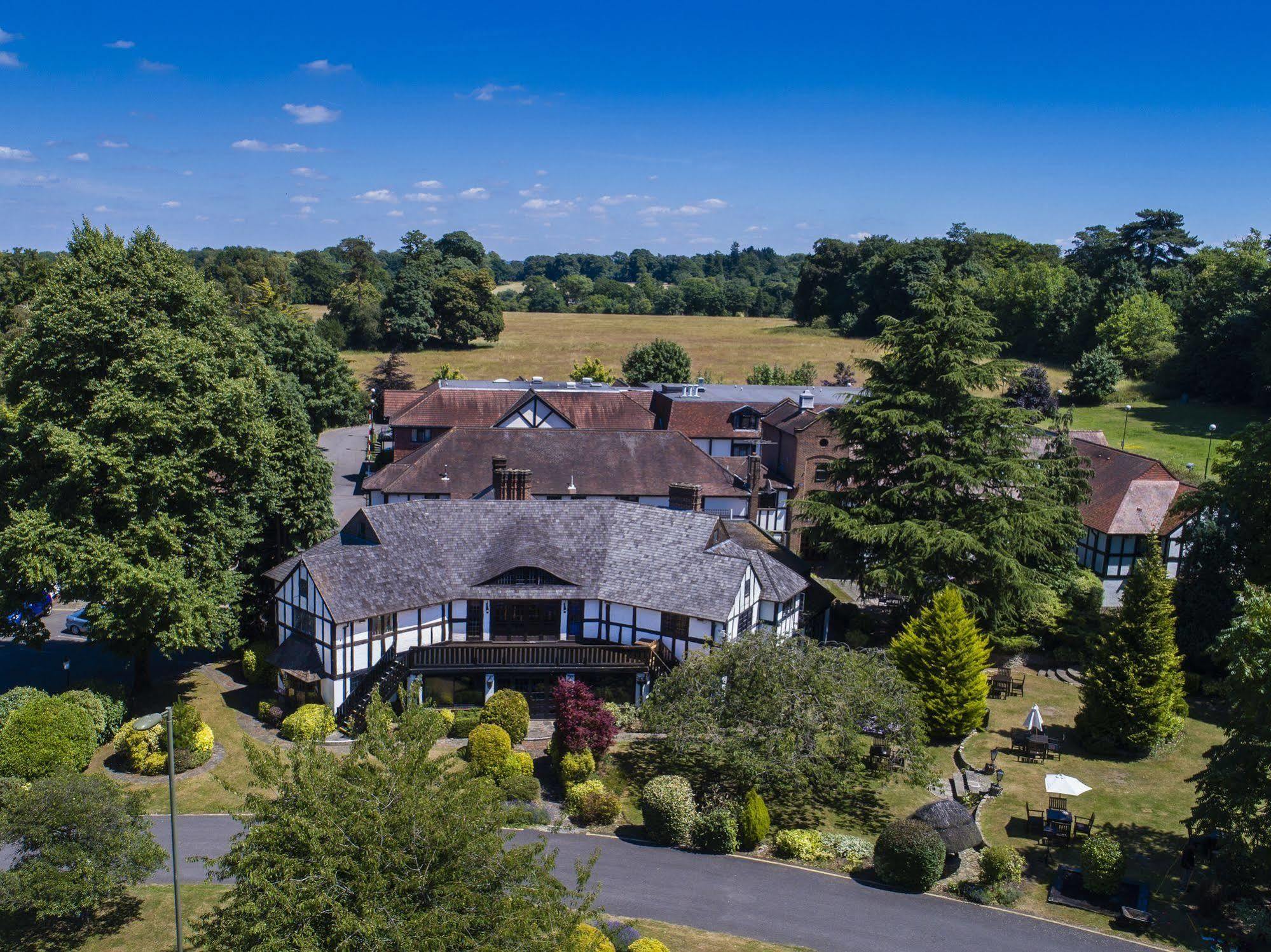 Thatchers East Horsley Eksteriør bilde